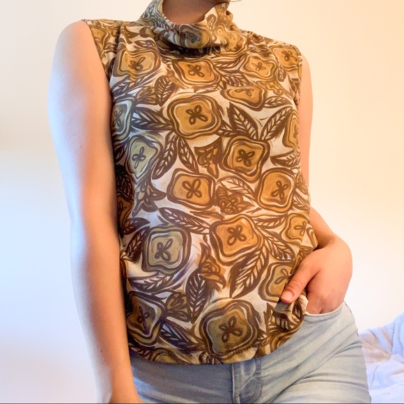 Groovy Patterned Blouse - Picture 1 of 3